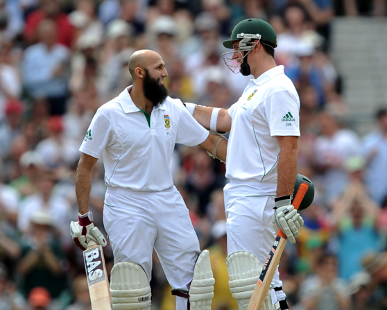 Praise for Amla appointment