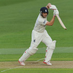 Trott makes muted comeback