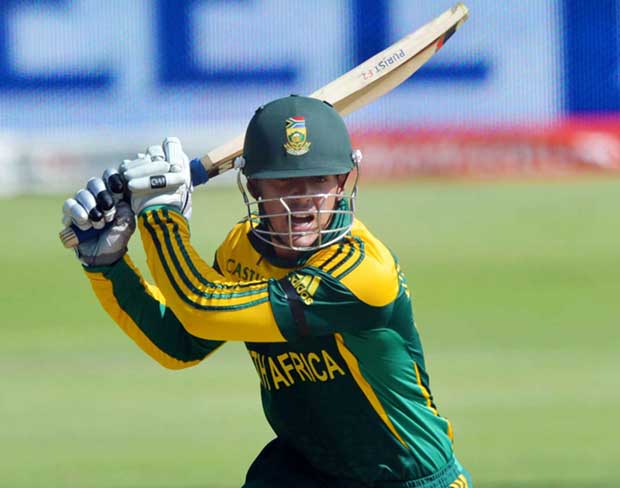 De Kock needs time in middle