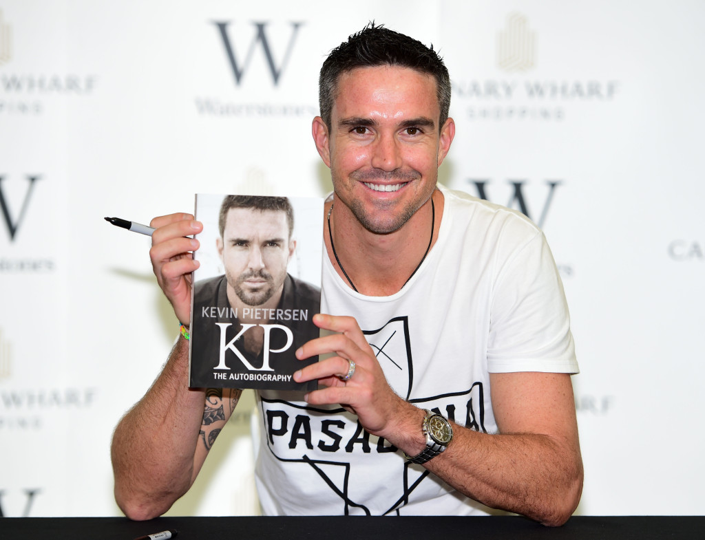 Twitter reacts to Pietersen's 300