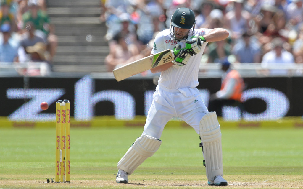 AB stands firm as Proteas fold