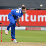 Bowlers give Cobras the edge