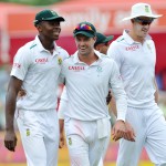 De Villiers leads as SA bat