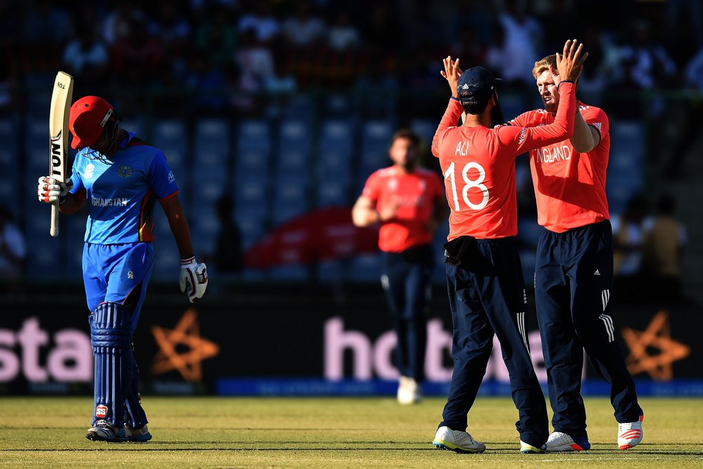 England survive scare to beat Afghanistan