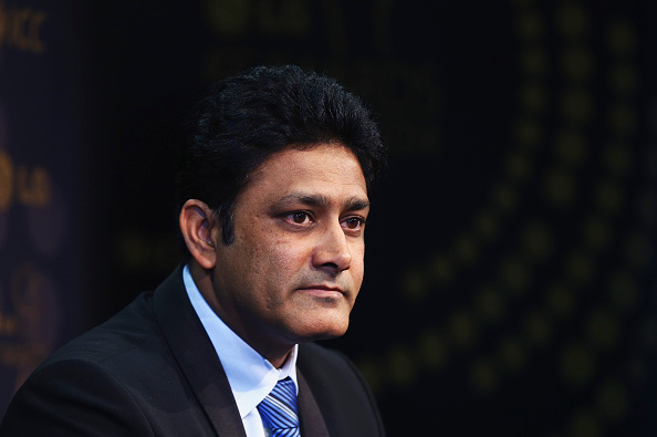 Kumble resigns as India coach