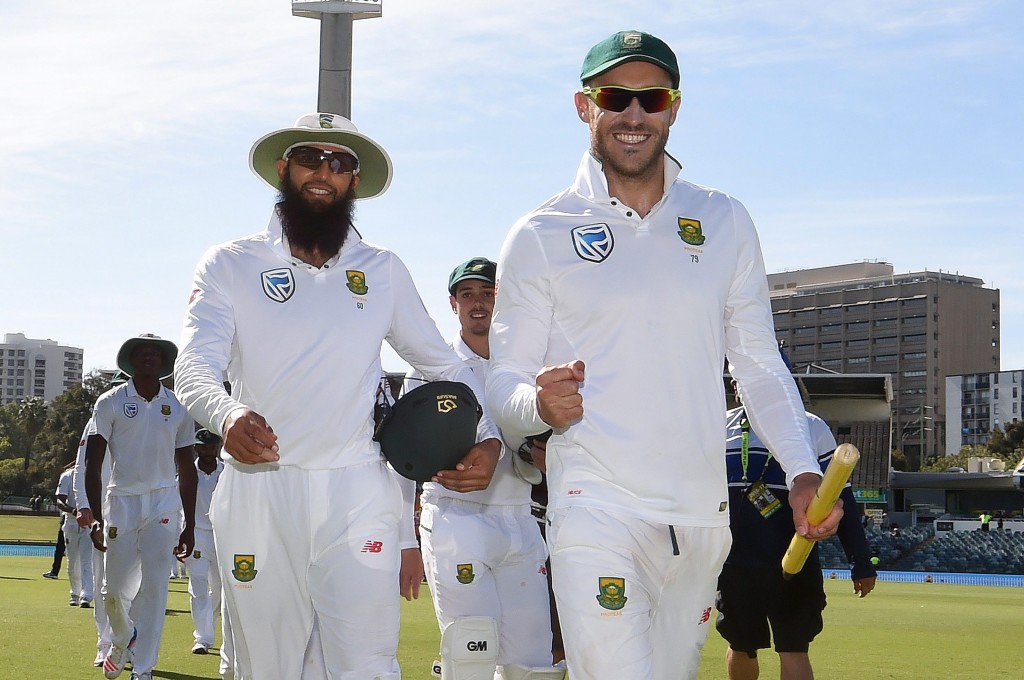 Faf reacts to ball-tampering accusation