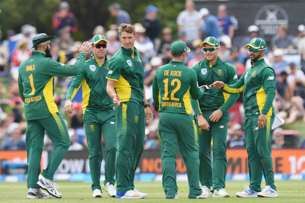 Proteas bat first in Wellington