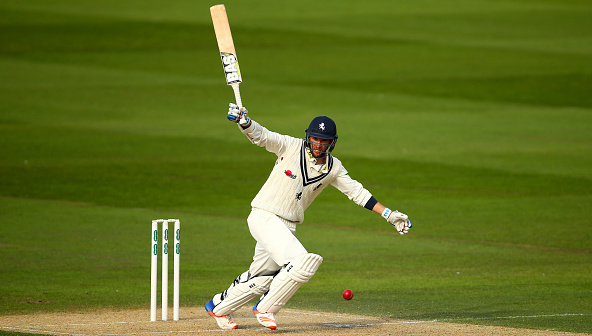 Parnell helps Kent hold lead