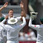 Morkel leads bowling charge