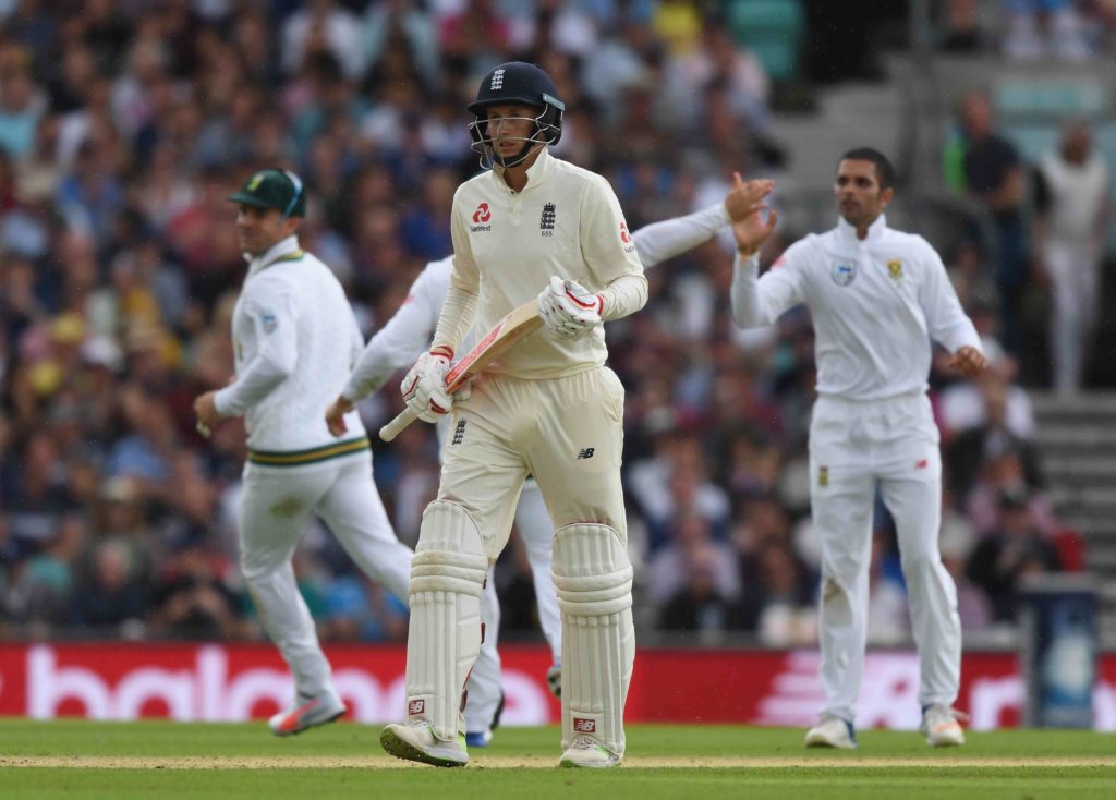 England set Proteas 492 for victory