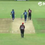 Ball goes for six off bowler's head