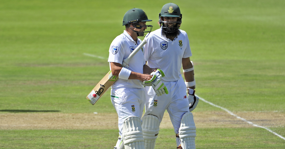 Proteas smother Aussies