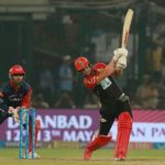 Another great Kohli-AB show gives RCB a lifeline