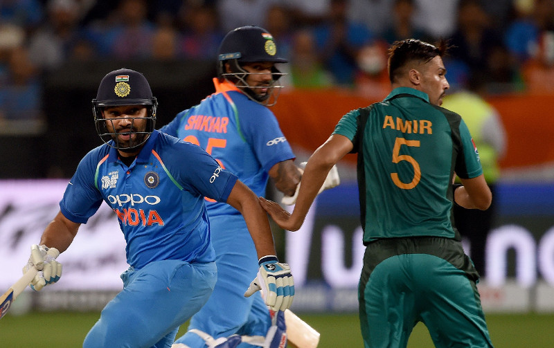 India down arch-rivals Pakistan with ease