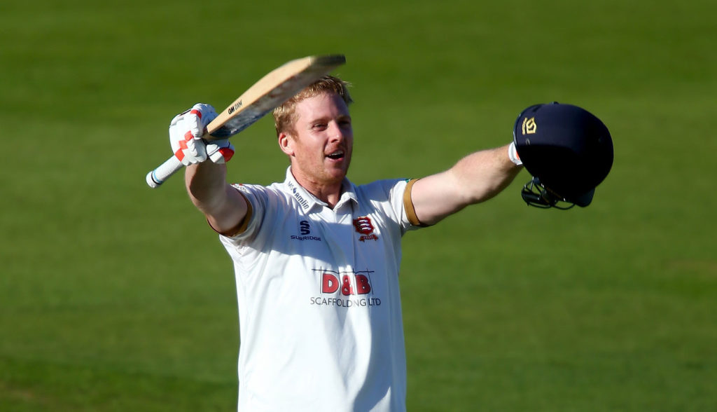 Harmer has first century for Essex