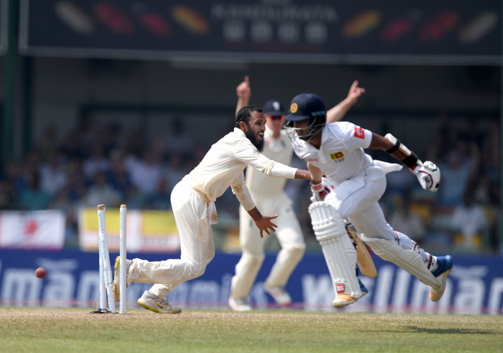 Sri Lanka fall 42 runs short as England clinch series 3-0