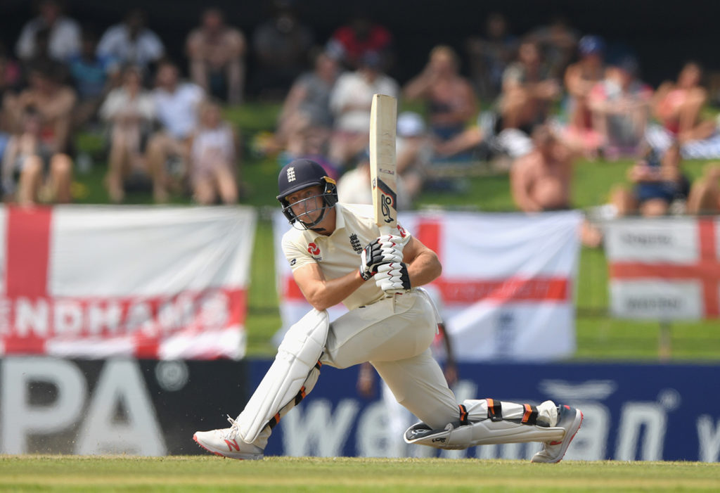 Curran, Buttler put England in command