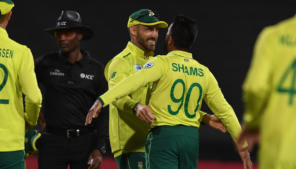 Faf considers two spinners