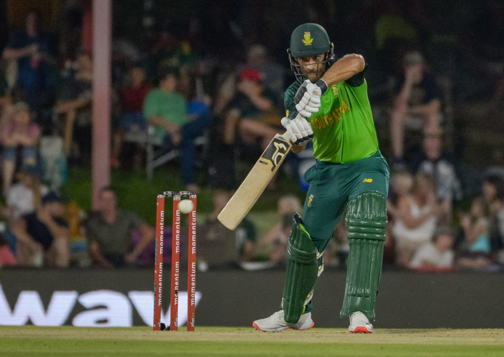 Malan bats SA to series win in Bloem