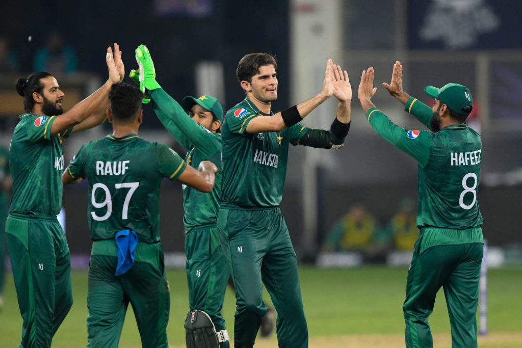 Pakistan celebrate
