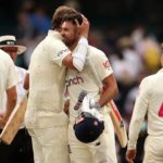 Jimmy Anderson Stuart Broad embrace