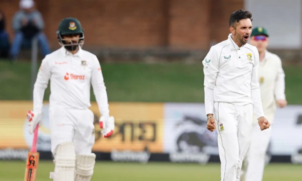 Keshav Maharaj celebrates SA Bang 10 April 2022