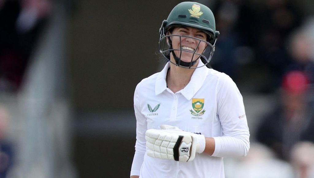 Marizanne Kapp smiles SA England 27 June 2022