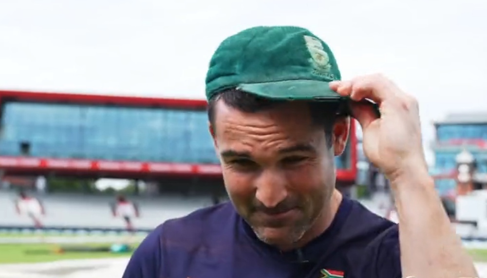 Watch Elgar on his Proteas Test cap