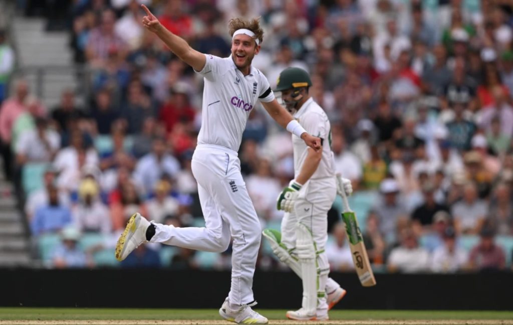 Stuart Broad Dean Elgar 11 Sep 22