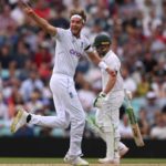 Stuart Broad Dean Elgar 11 Sep 22