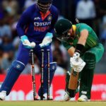 Aiden Markram bowled SA India