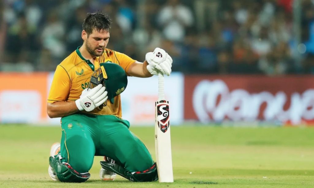 Rilee Rossouw kneels century Proteas