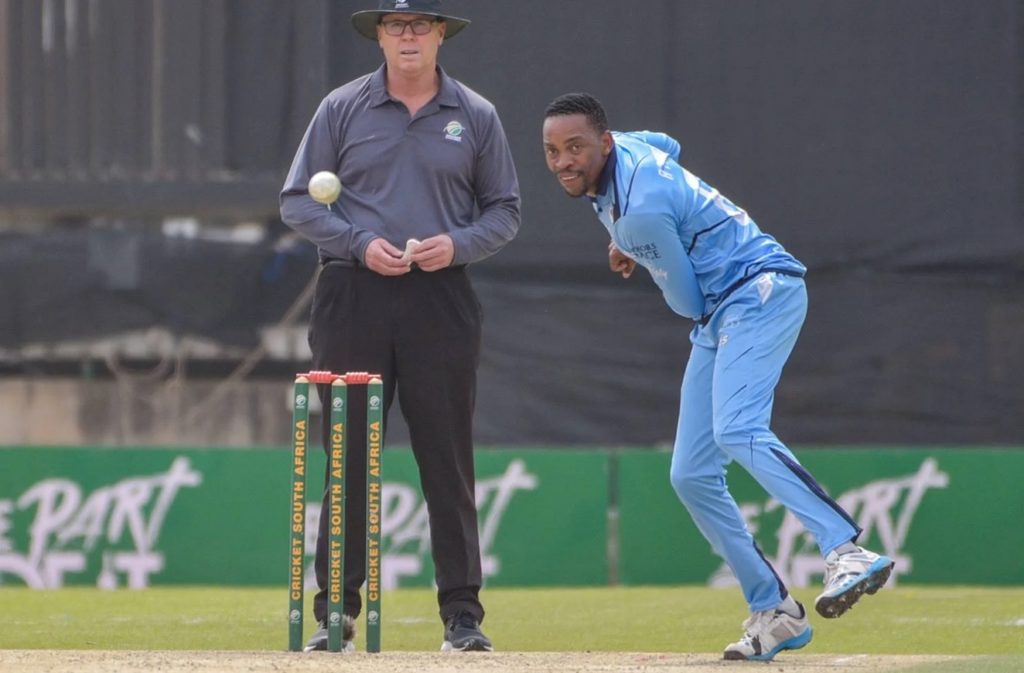 Aaron Phangiso Titans T20 2021