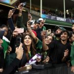 Shan Masood Pakistan fans SCG