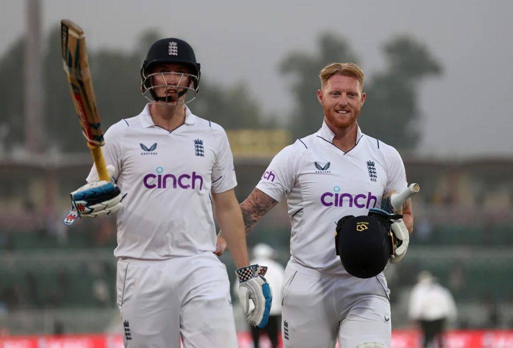 Harry Brooks and Ben Stokes of England