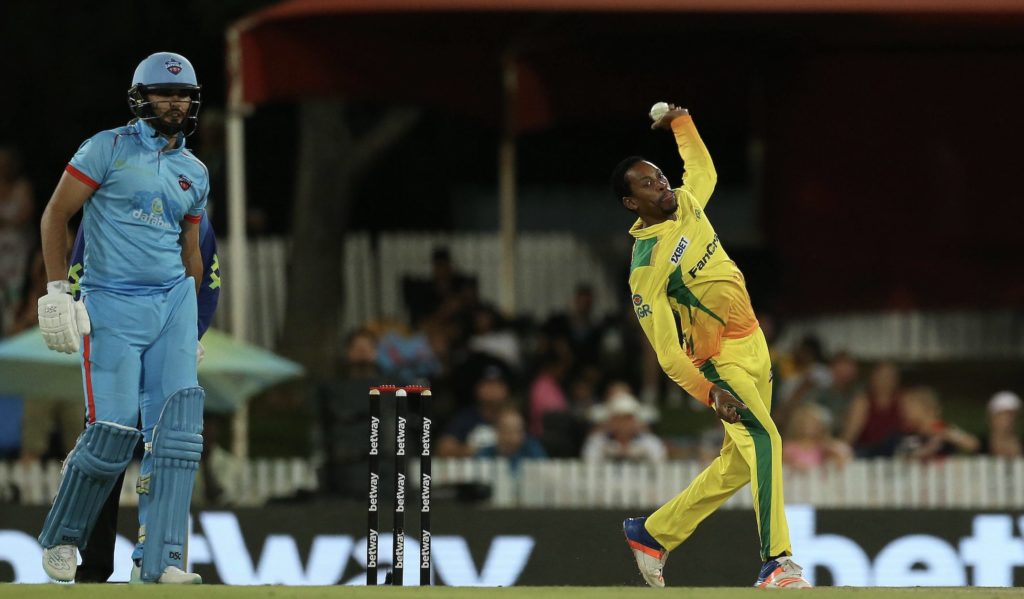 Aaron Phangiso bowls SA20 19 Jan 2023