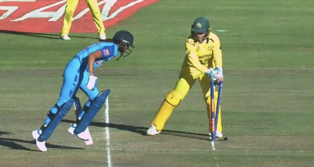 Harmanpreet Kaur run out India Australia