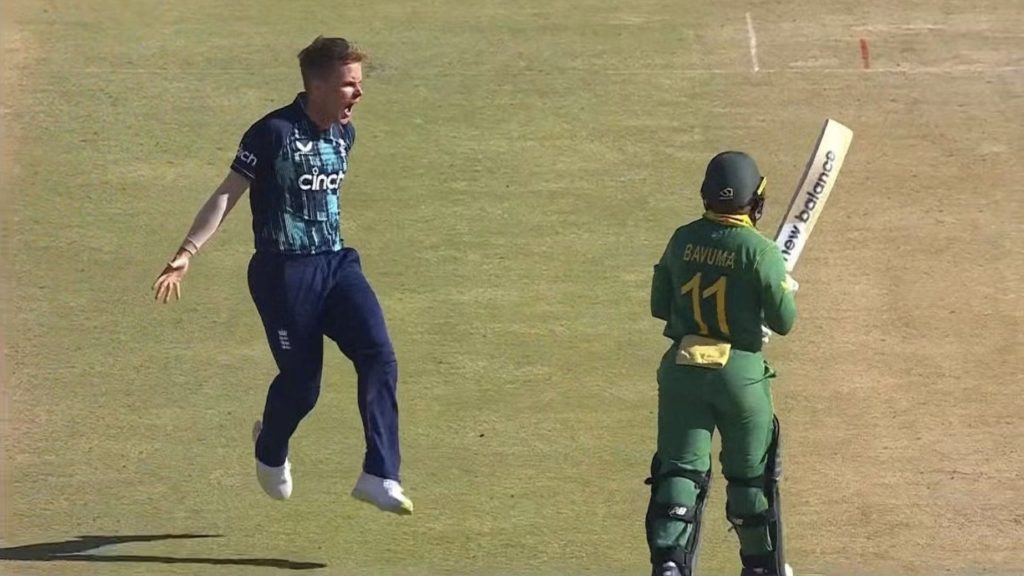 Sam Curran Temba Bavuma 2nd ODI