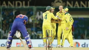 Ashton Agar wicket Aus India 22 Mar 2023