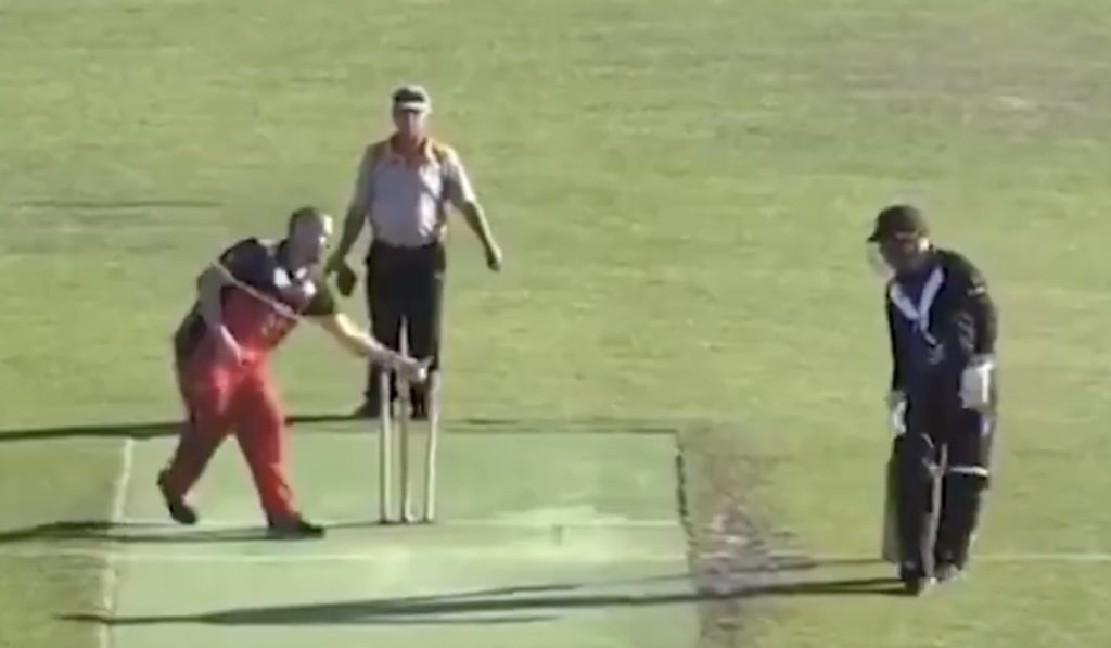 Batsman flips out after mankad dismissal