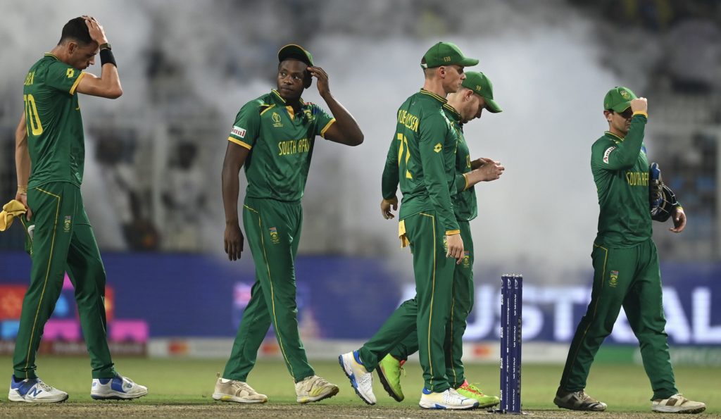 Dejected Proteas smoke 16 Nov 2023 Gareth Copley Getty Images