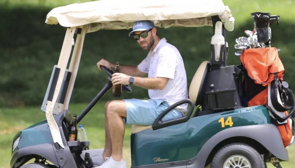 Glenn Maxwell golf cart