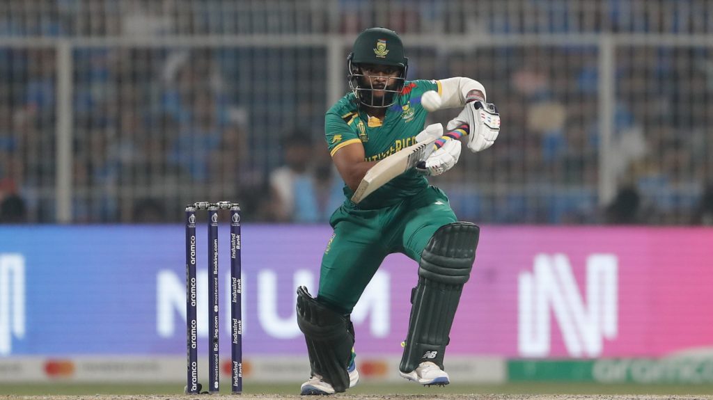 Temba Bavuma bats 5 Nov 2023 Surjeet Yadav Getty Images