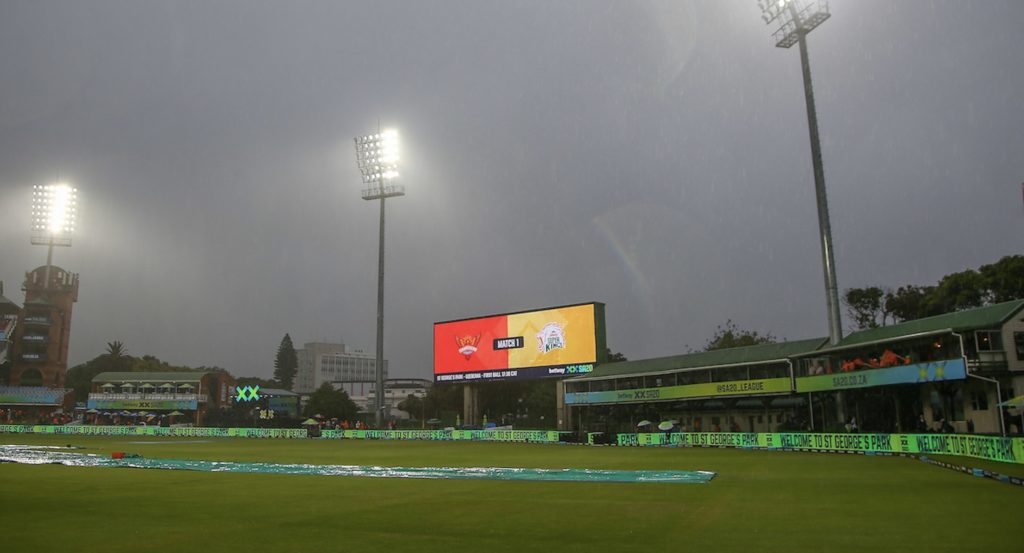 St Georges Park rain 10 Jan 2024 Richard Huggard Sportzpics