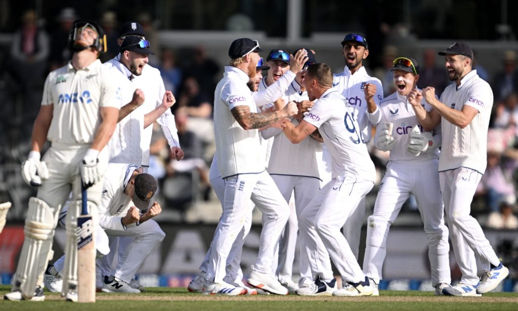 Brydon Carse Glenn Phillips 30 Nov 2024 Joe Allison Getty Images