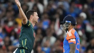 Josh Hazlewood Suryakumar Yadav 31 October 2025 Asanka Ratnayake Getty Images