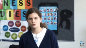 Laura Wolvaardt sings school