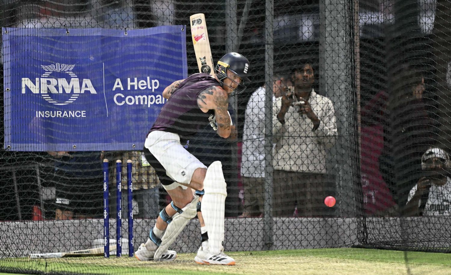 Boycott urges England to ‘use their brains’