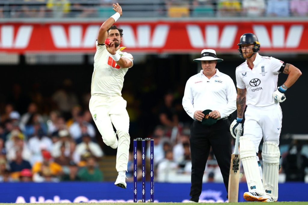 Starc breaks Wasim's Test record