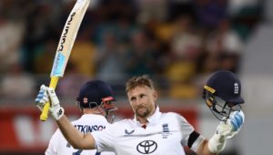 Joe Root century 4 Dec 2025 Robert Cianflone Getty Images